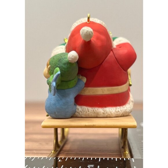 HTF 2016 HALLMARK KEEPSAKE ORNAMENT QG01454 SLEDDING SANTA BY KRISTINA GAUGHRAN - Picture 7 of 10
